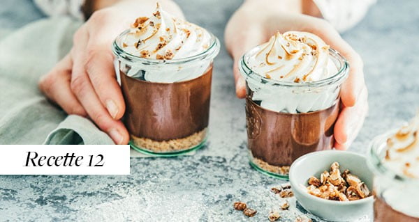 Crème chocolat Tonka façon Smores et éclats de noisettes pralinées